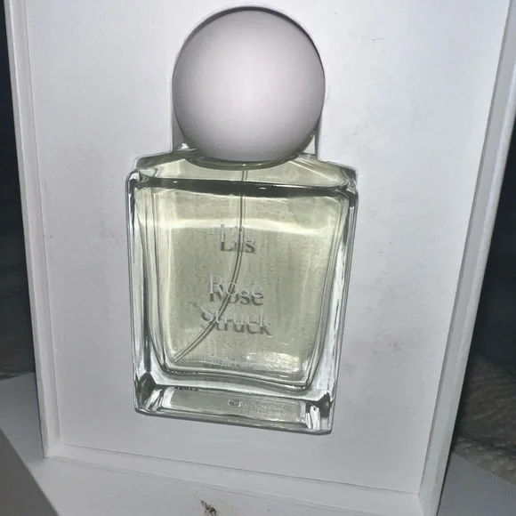 Liis - Picture 5 of 7